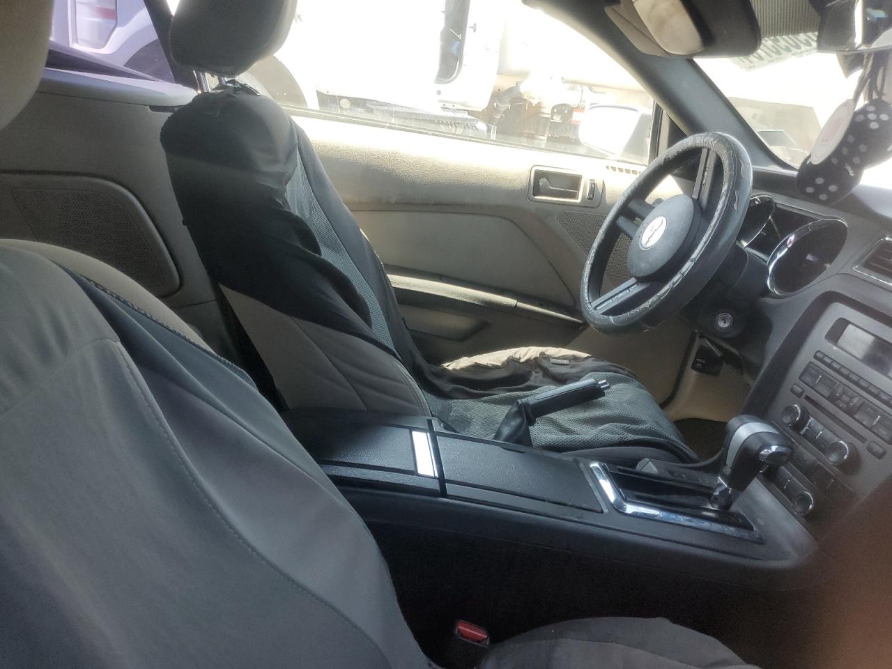 1ZVBP8EN6A5122435 2010 Ford Mustang