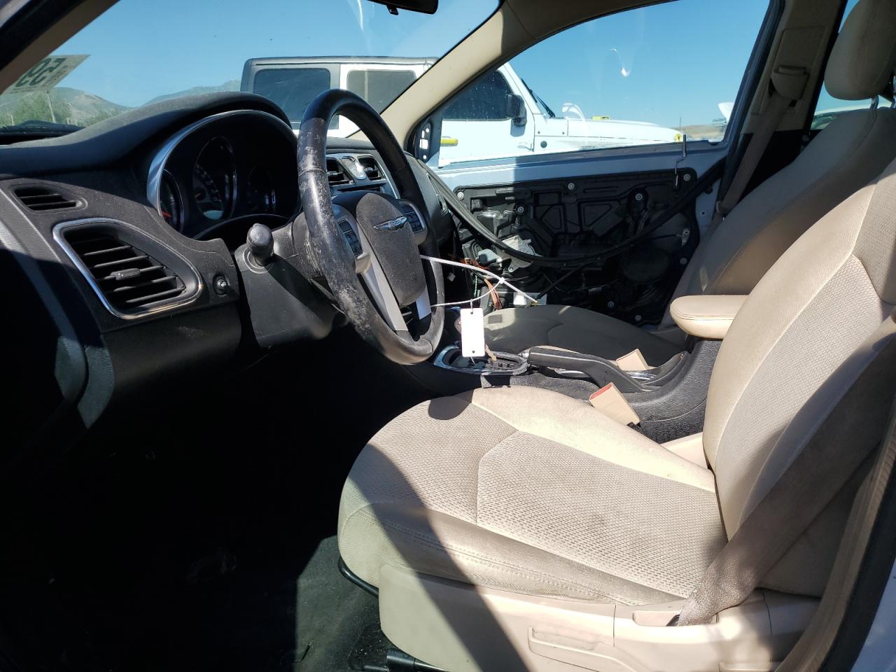 1C3CCBBB2CN180995 2012 Chrysler 200 Touring