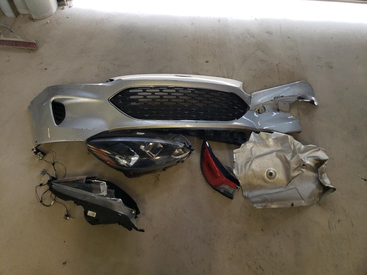 1FMCU9G6XLUC73925 FORD ESCAPE 2020