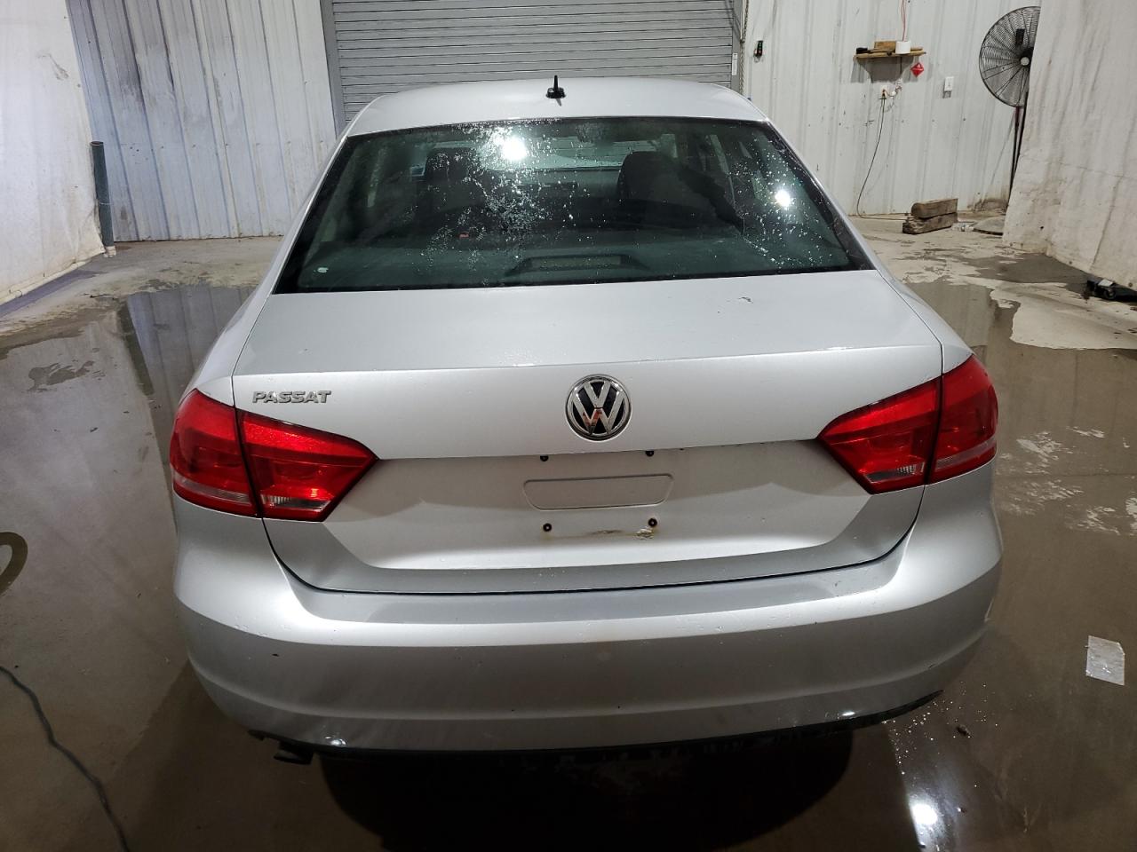 1VWAP7A31CC083648 2012 Volkswagen Passat S