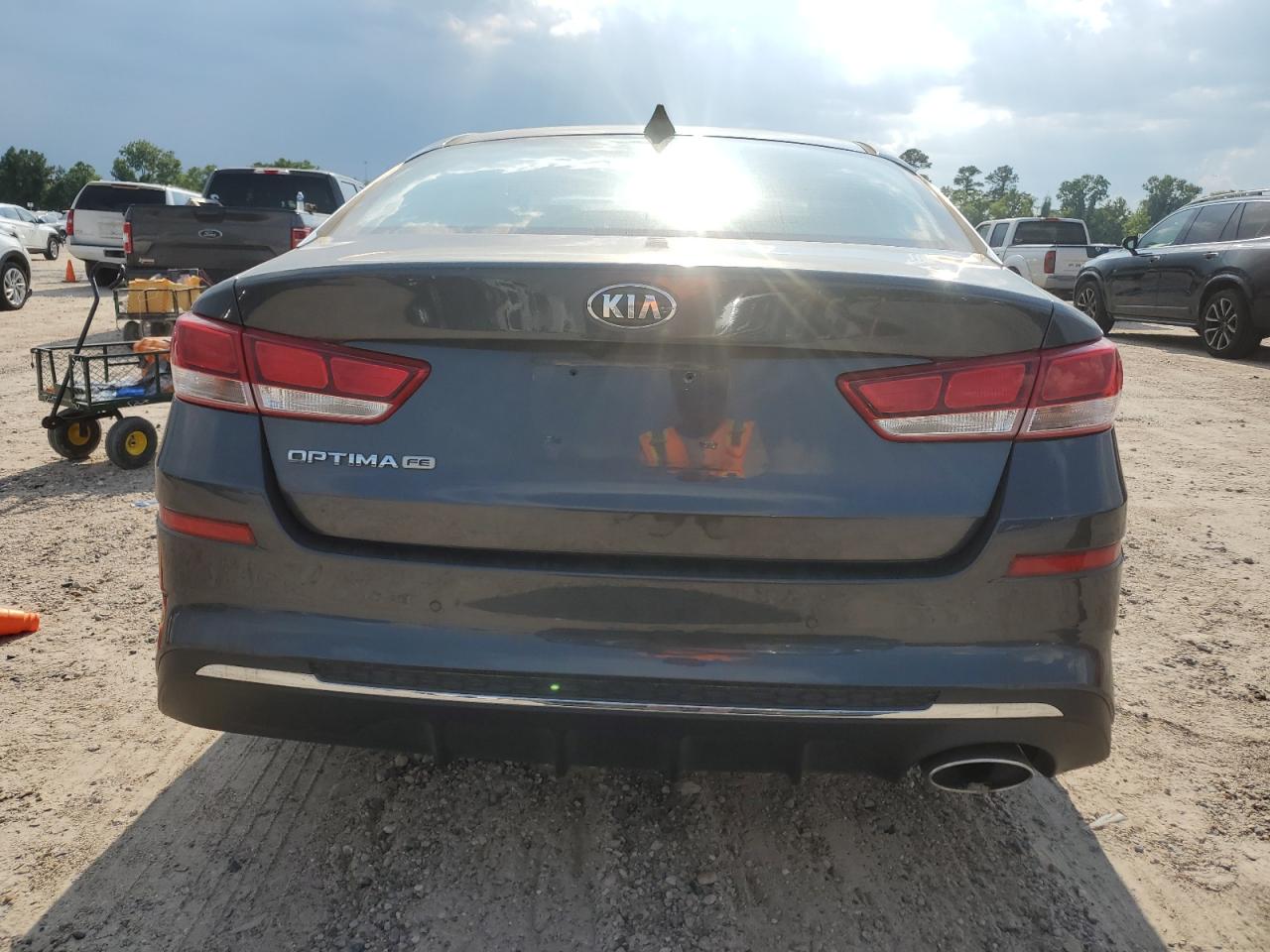5XXGT4L34LG381759 2020 Kia Optima Lx