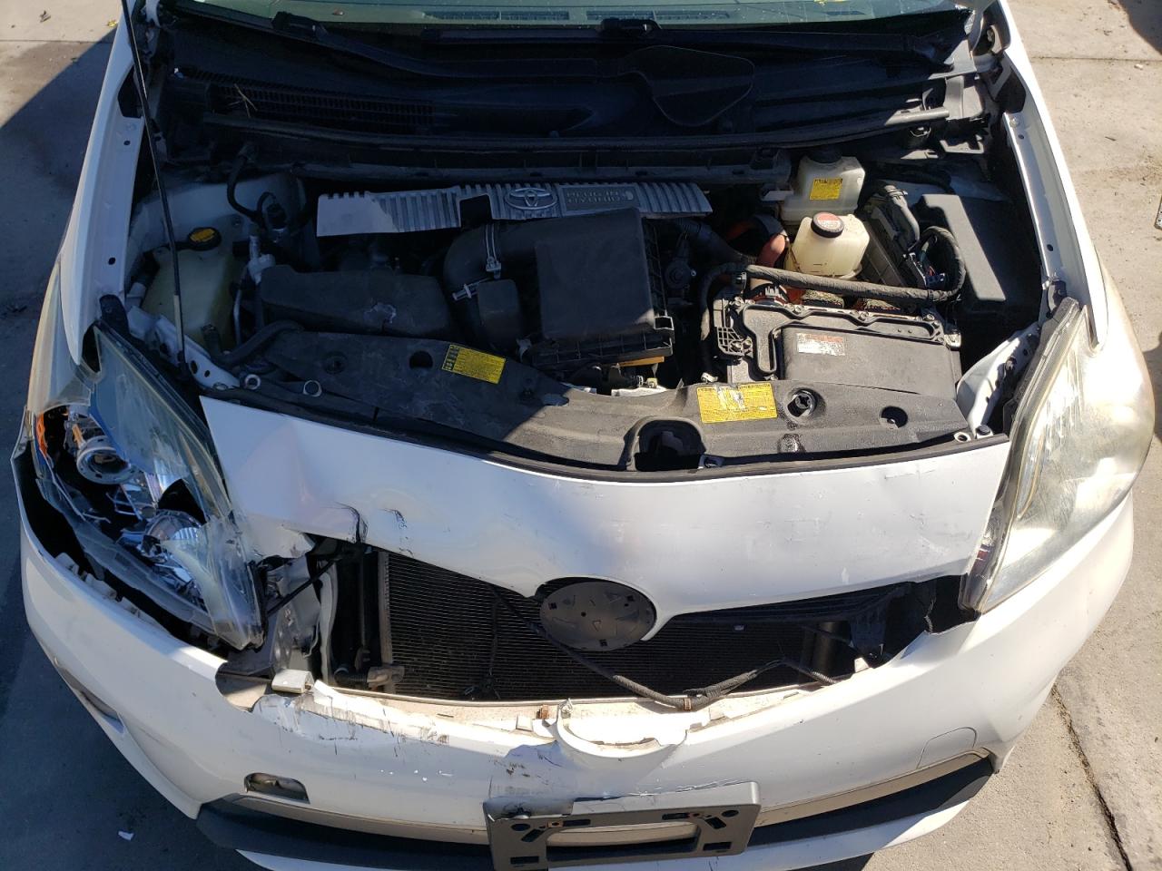 JTDKN3DP2E3060046 2014 Toyota Prius Plug-In