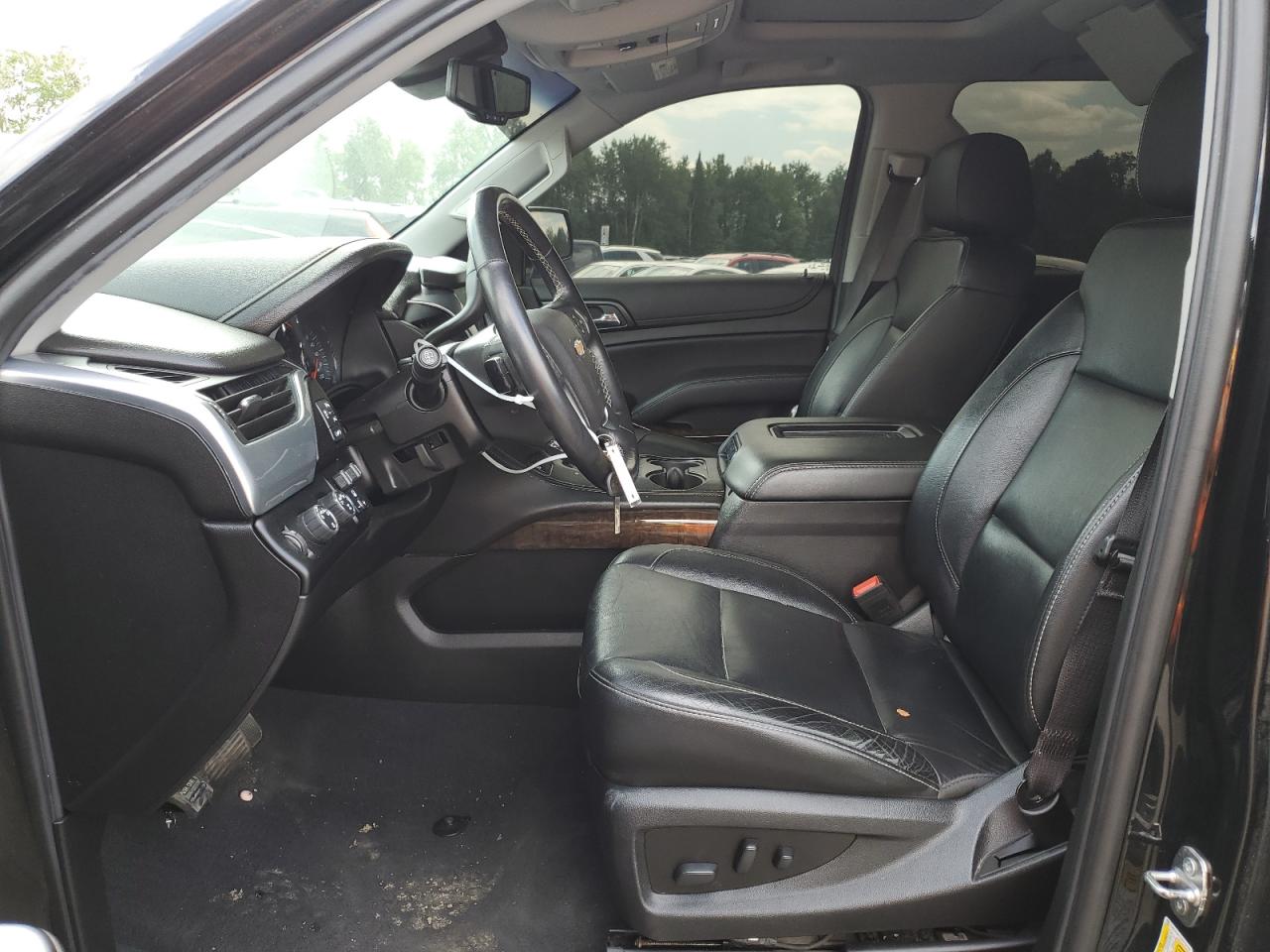 1GNSKBKC5KR337856 2019 Chevrolet Tahoe K1500 Lt