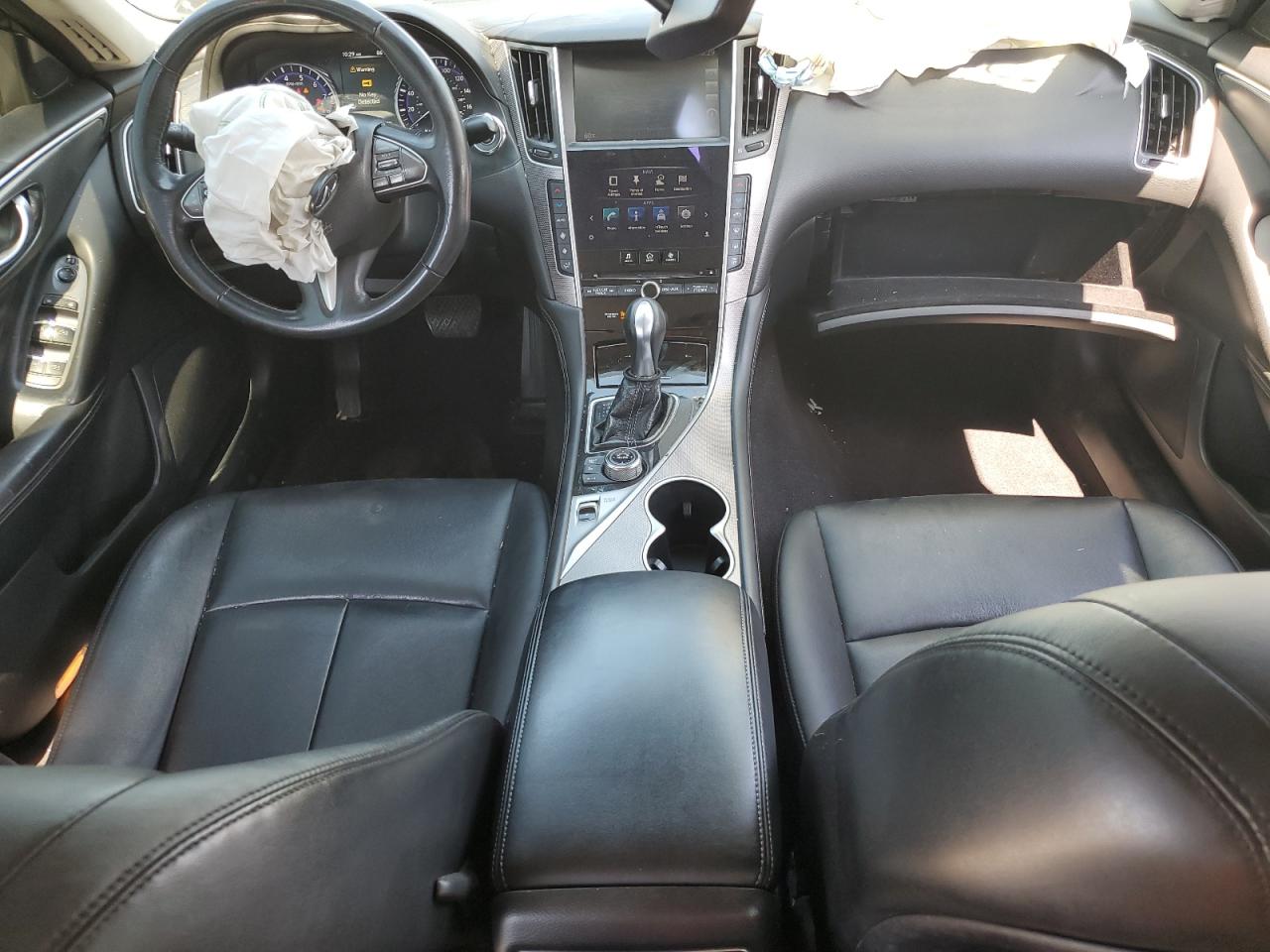 JN1EV7AR3HM837636 2017 Infiniti Q50 Premium