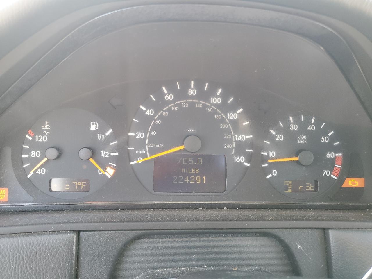 WDBJF70J31B218569 2001 Mercedes-Benz E 430