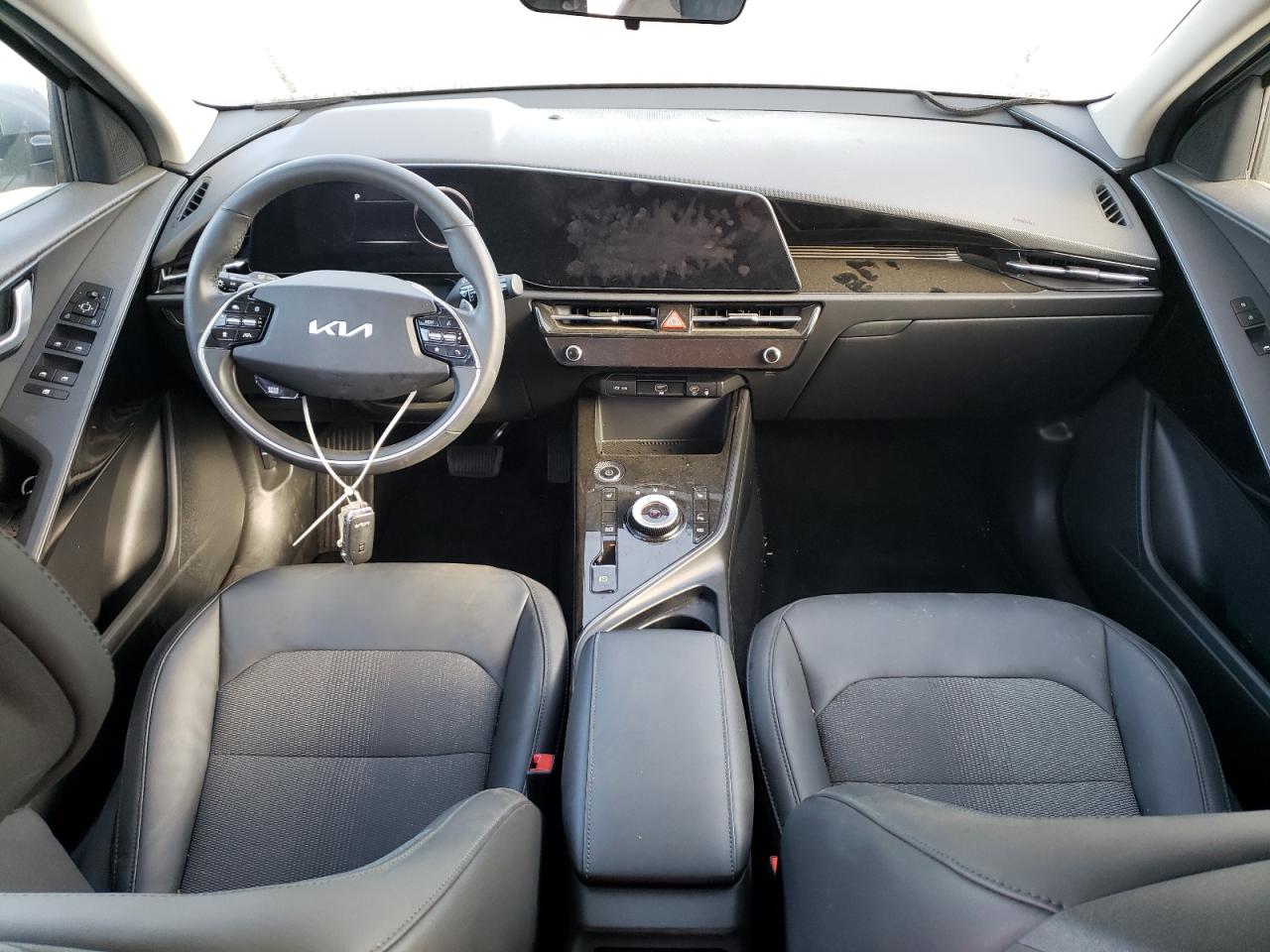 KNDCR3L11P5025608 2023 Kia Niro Wind