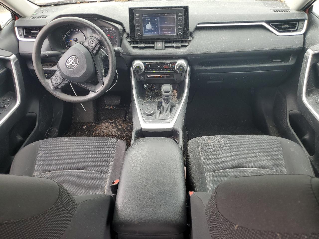 2T3LWRFV1KW022543 2019 Toyota Rav4 Le