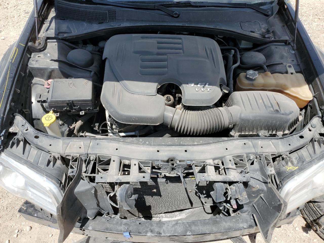 2C3CCAAGXKH568913 2019 Chrysler 300 Touring