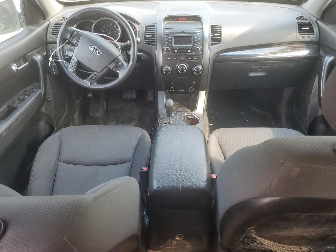 5XYKTCA69CG222555 2012 Kia Sorento Base