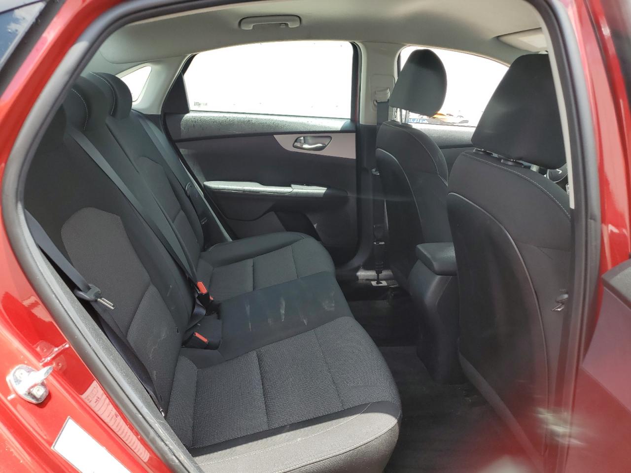 3KPF24AD8NE450135 2022 Kia Forte Fe