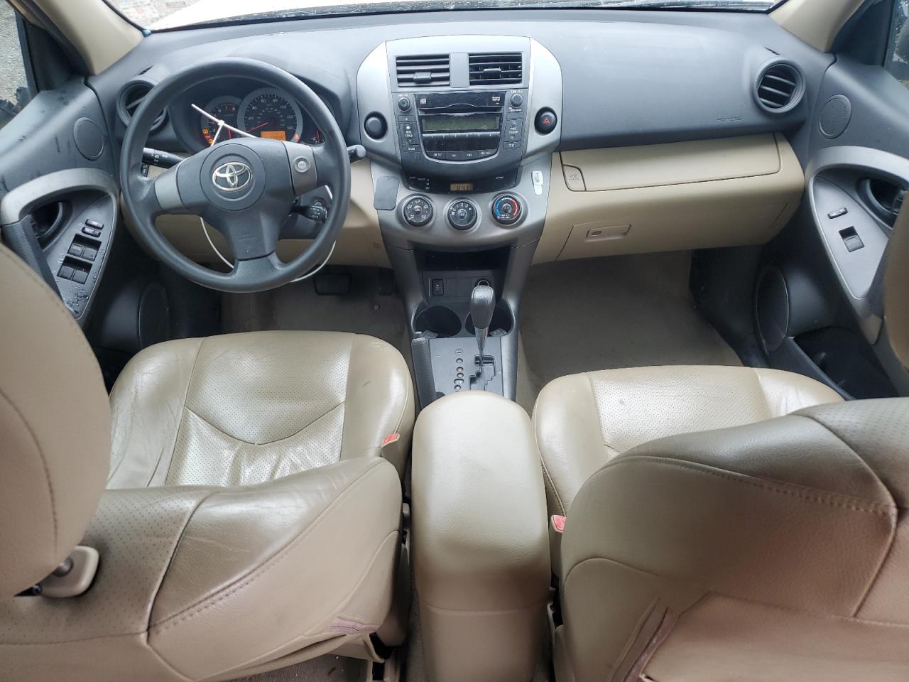 2T3ZF4DV4BW105819 2011 Toyota Rav4