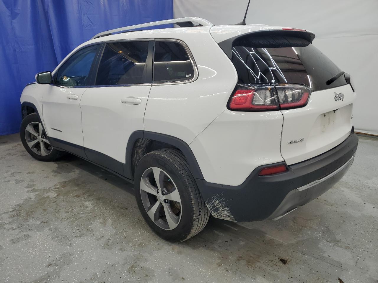 1C4PJMDX4KD438235 2019 Jeep Cherokee Limited