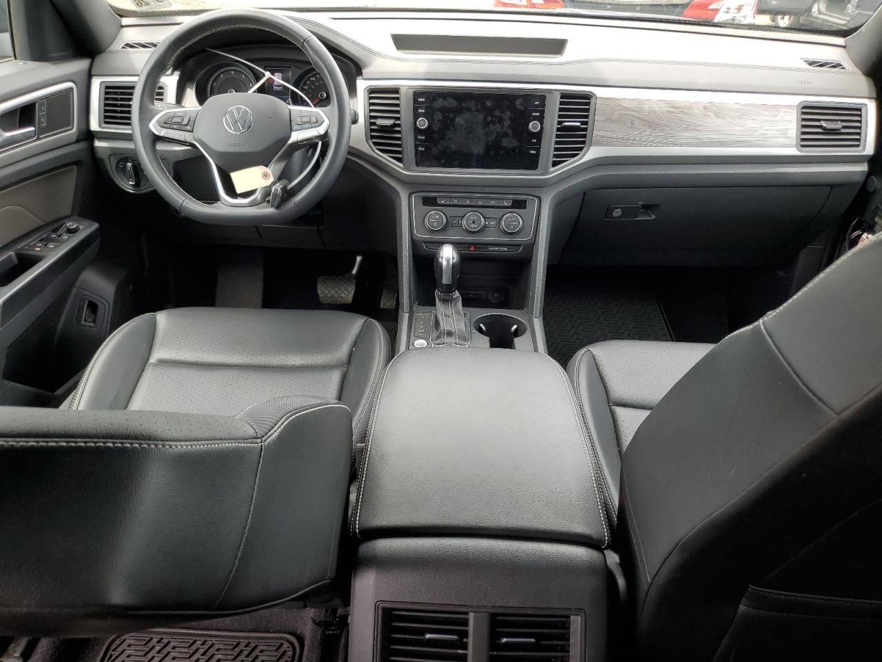 1V2LC2CAXMC208572 2021 Volkswagen Atlas Cross Sport Se