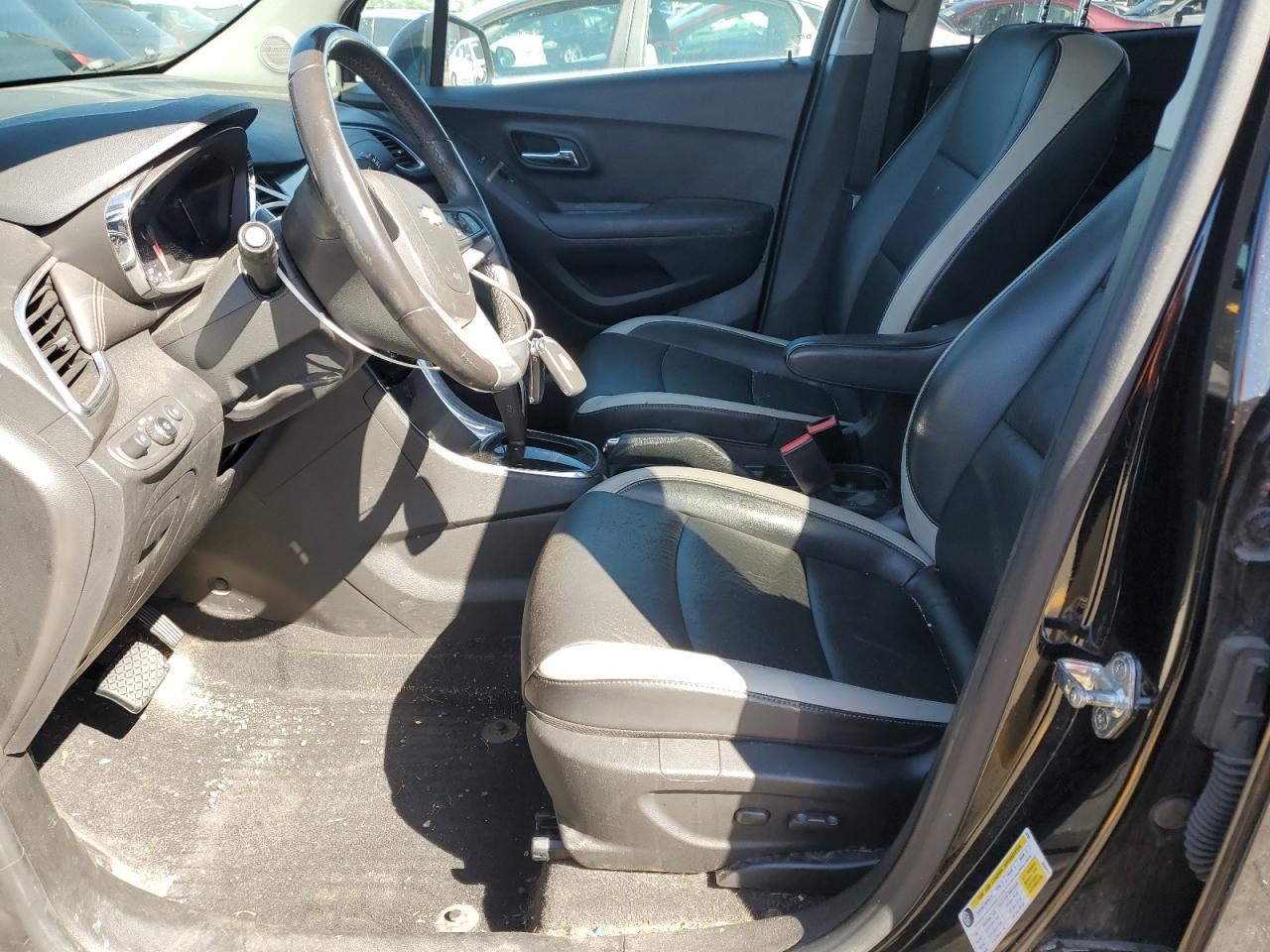 KL7CJRSB5JB701178 2018 Chevrolet Trax Premier