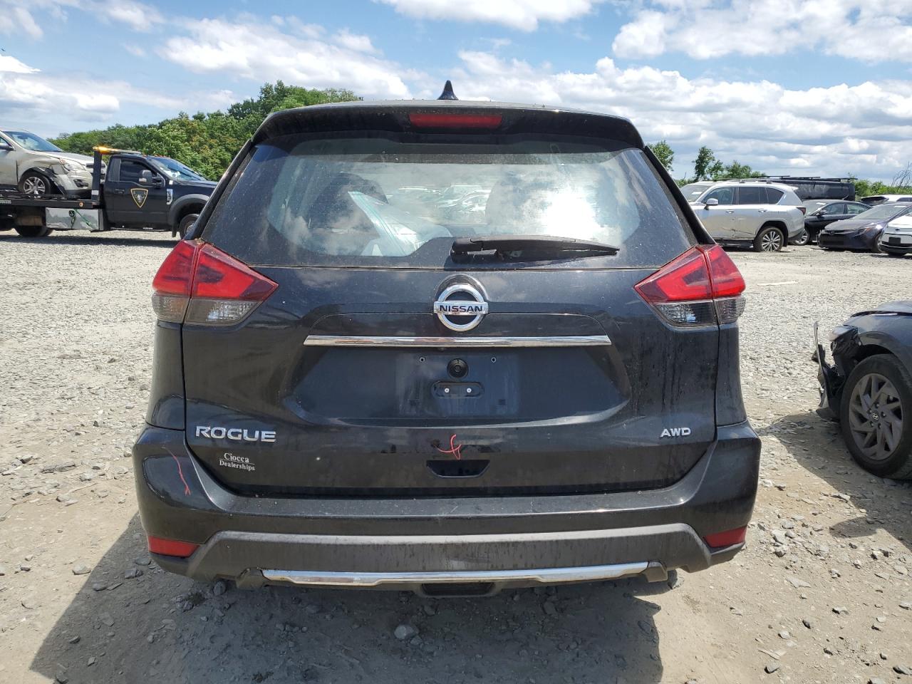 KNMAT2MV8HP595941 NISSAN ROGUE 2017