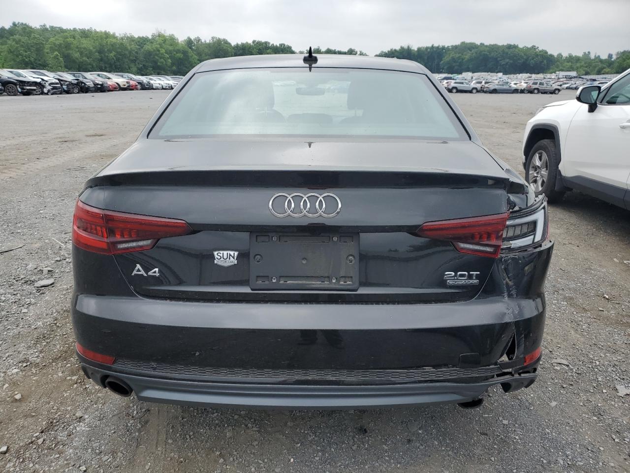 WAUDNAF46JA054611 2018 Audi A4 Premium