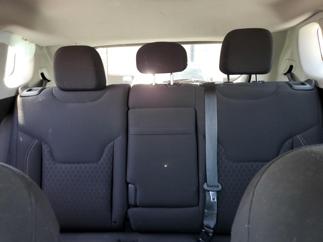 3C4NJDAB1JT192379 2018 Jeep Compass Sport