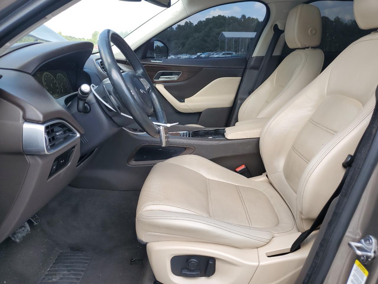 SADCK2BV4HA090470 2017 Jaguar F-Pace Prestige