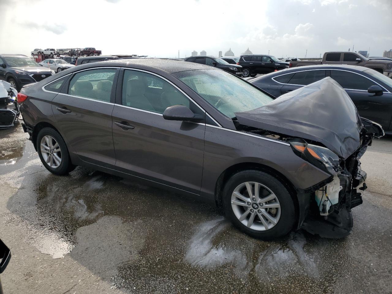 2017 Hyundai Sonata Se vin: 5NPE24AF4HH472131