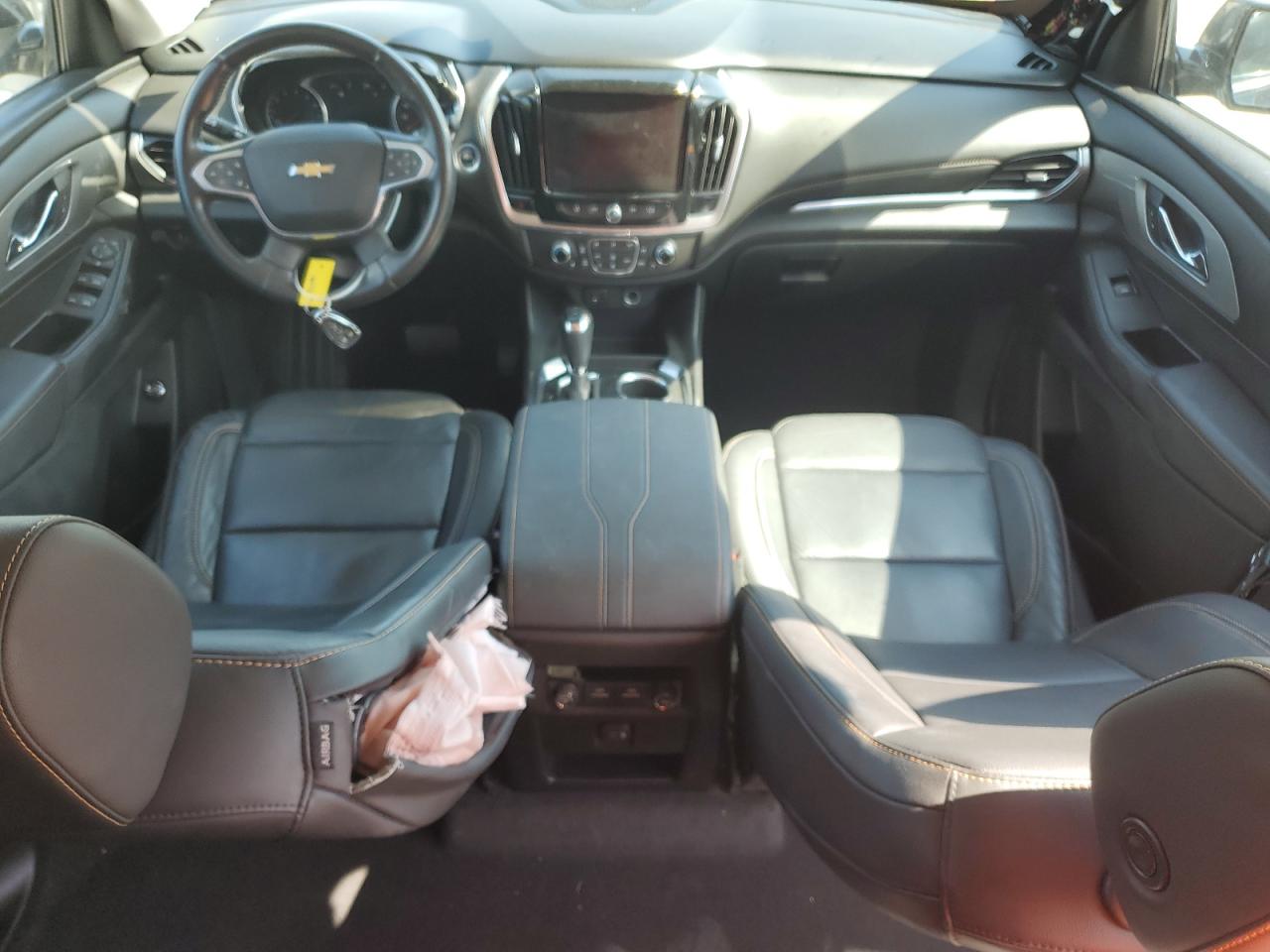1GNEVHKW3LJ174755 2020 Chevrolet Traverse Lt