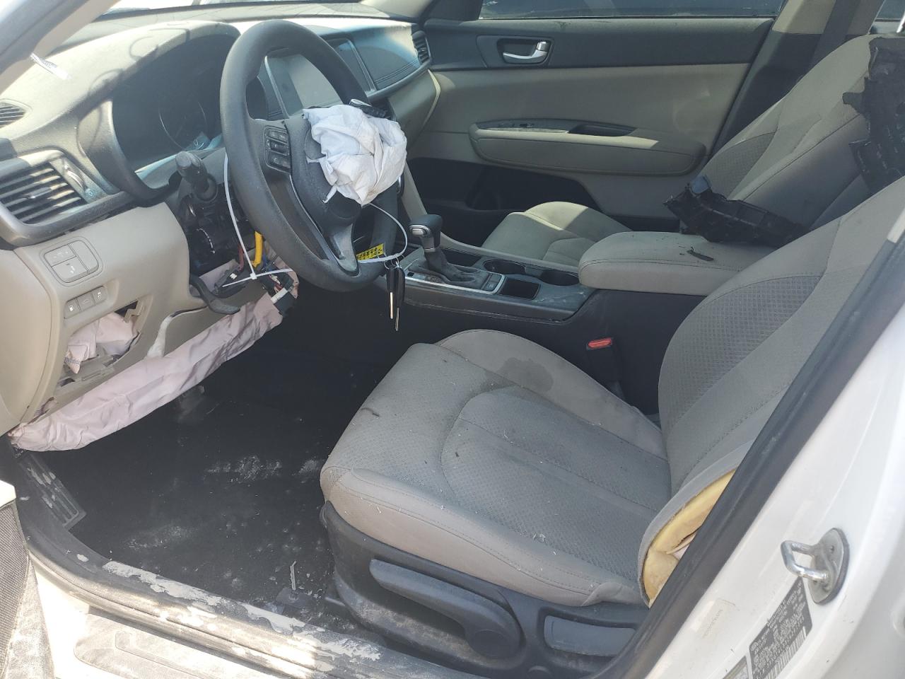 5XXGT4L33JG261366 2018 Kia Optima Lx