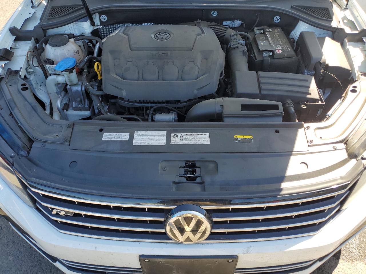1VWAA7A37JC021170 VOLKSWAGEN PASSAT 2018