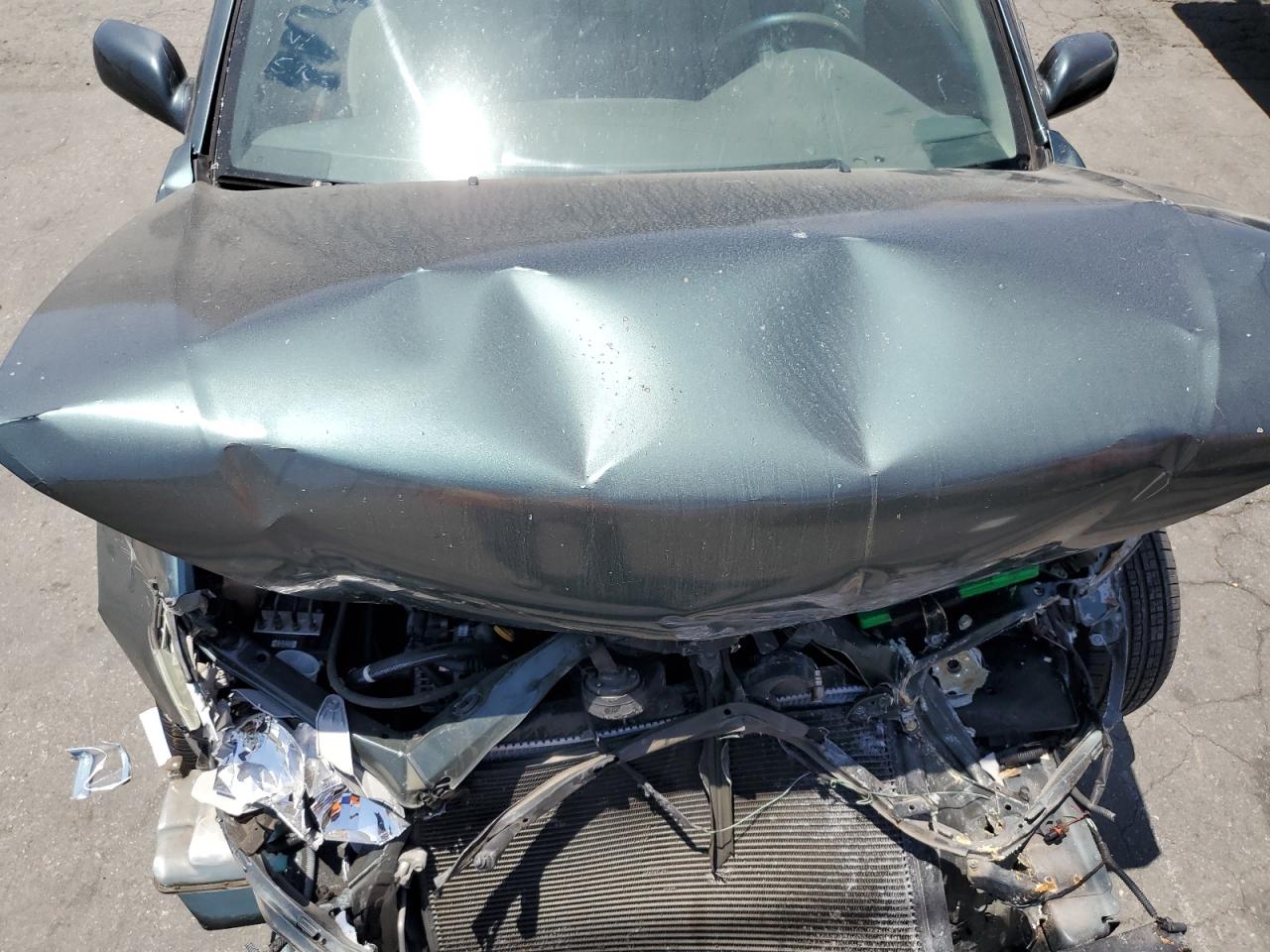 4T1BE30K44U365904 2004 Toyota Camry Le