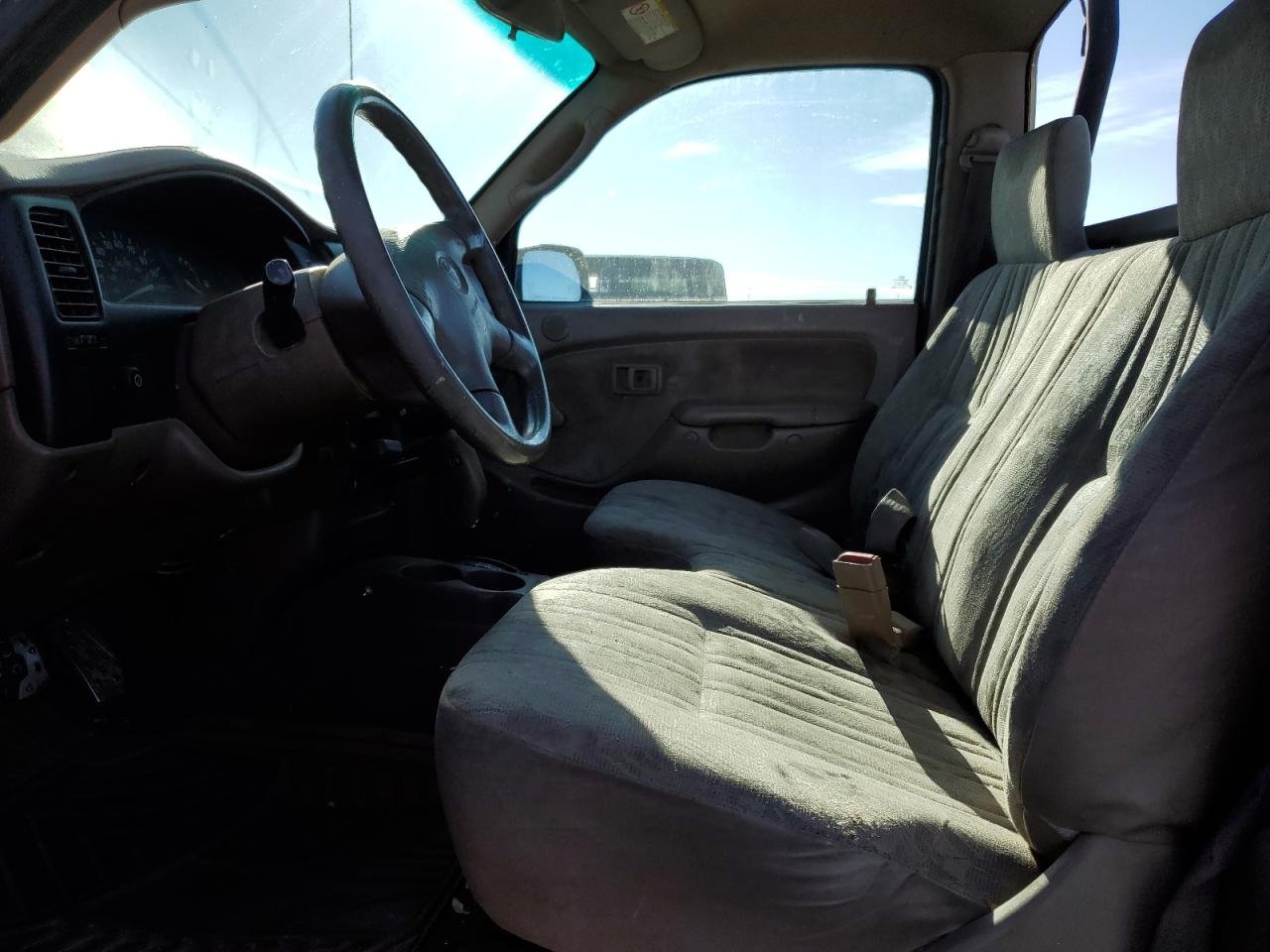 5TENL42N42Z002348 2002 Toyota Tacoma