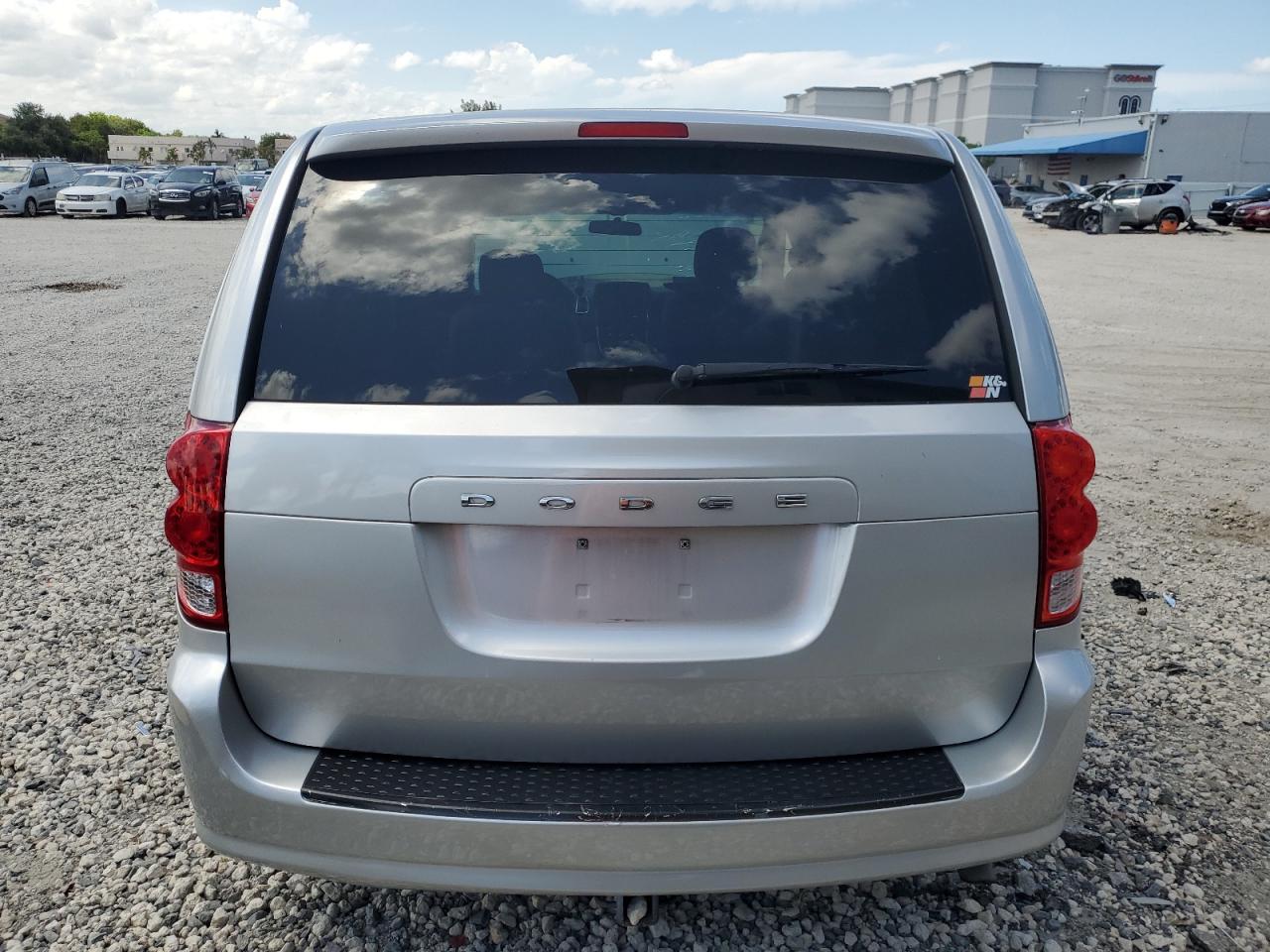 2C4RDGCG3CR153561 2012 Dodge Grand Caravan Sxt