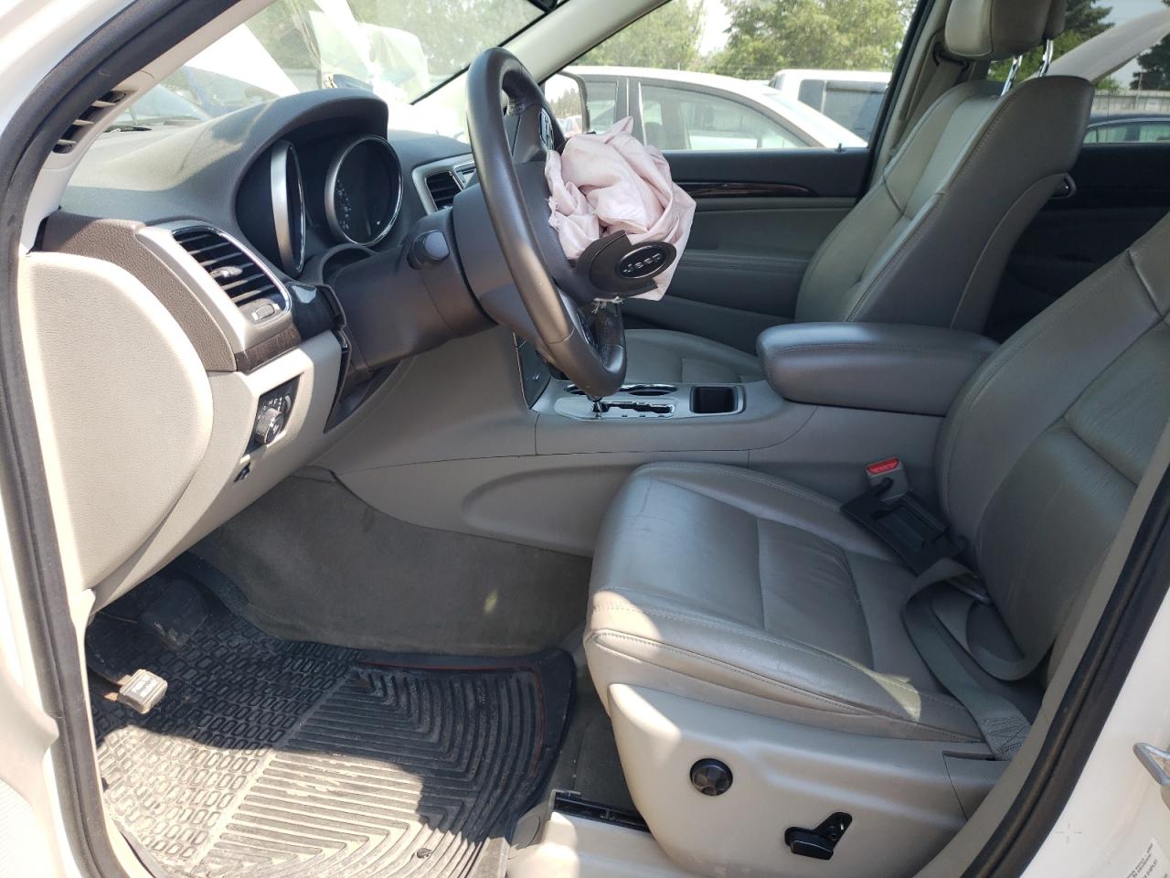 1C4RJFAG6CC103333 2012 Jeep Grand Cherokee Laredo