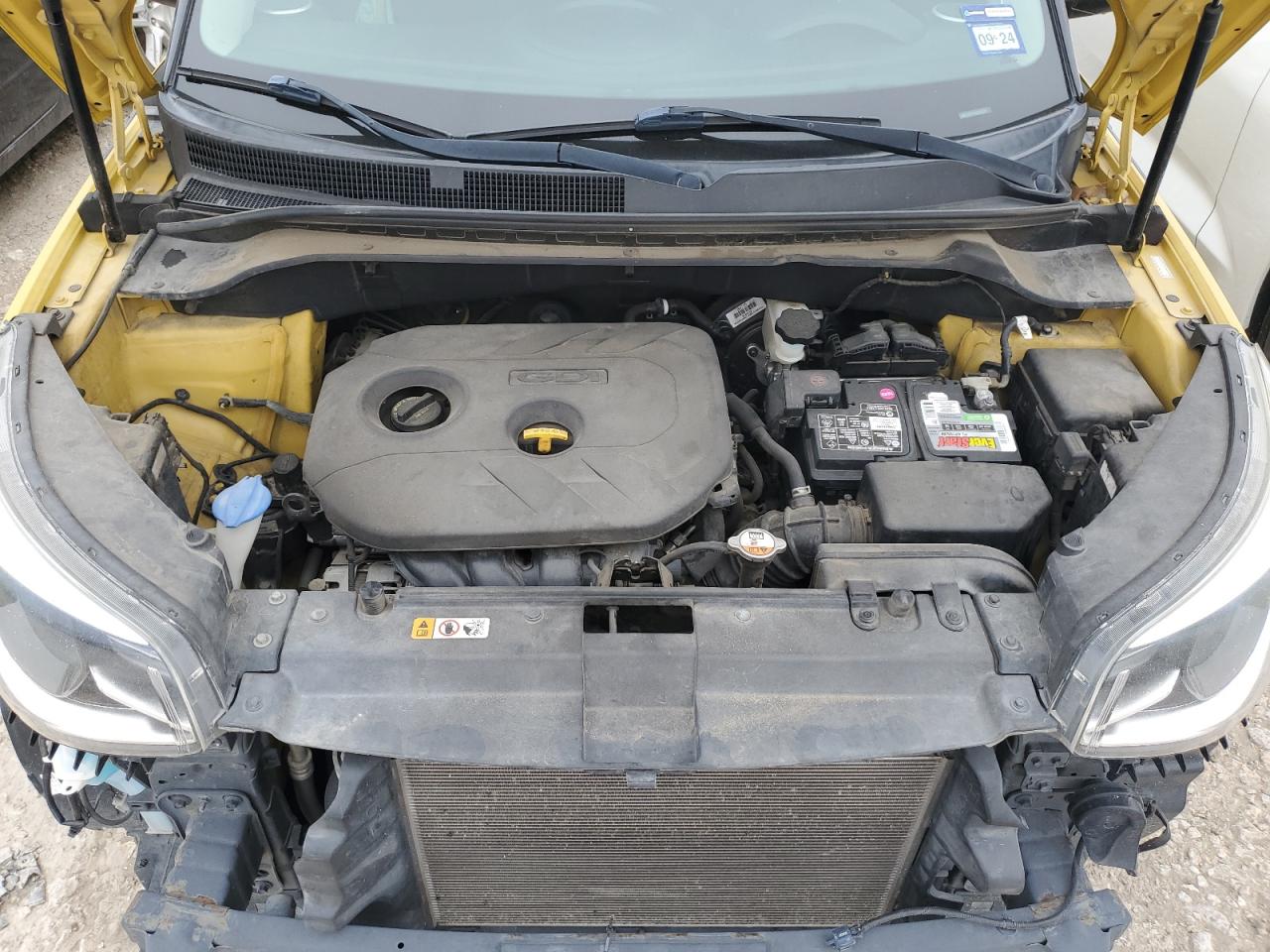 KNDJP3A51G7307304 2016 Kia Soul +