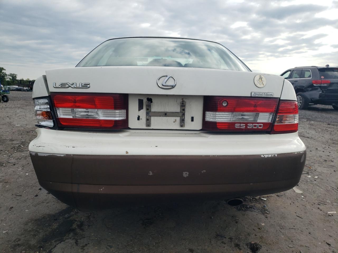JT8BF22G6V5010425 1997 Lexus Es 300