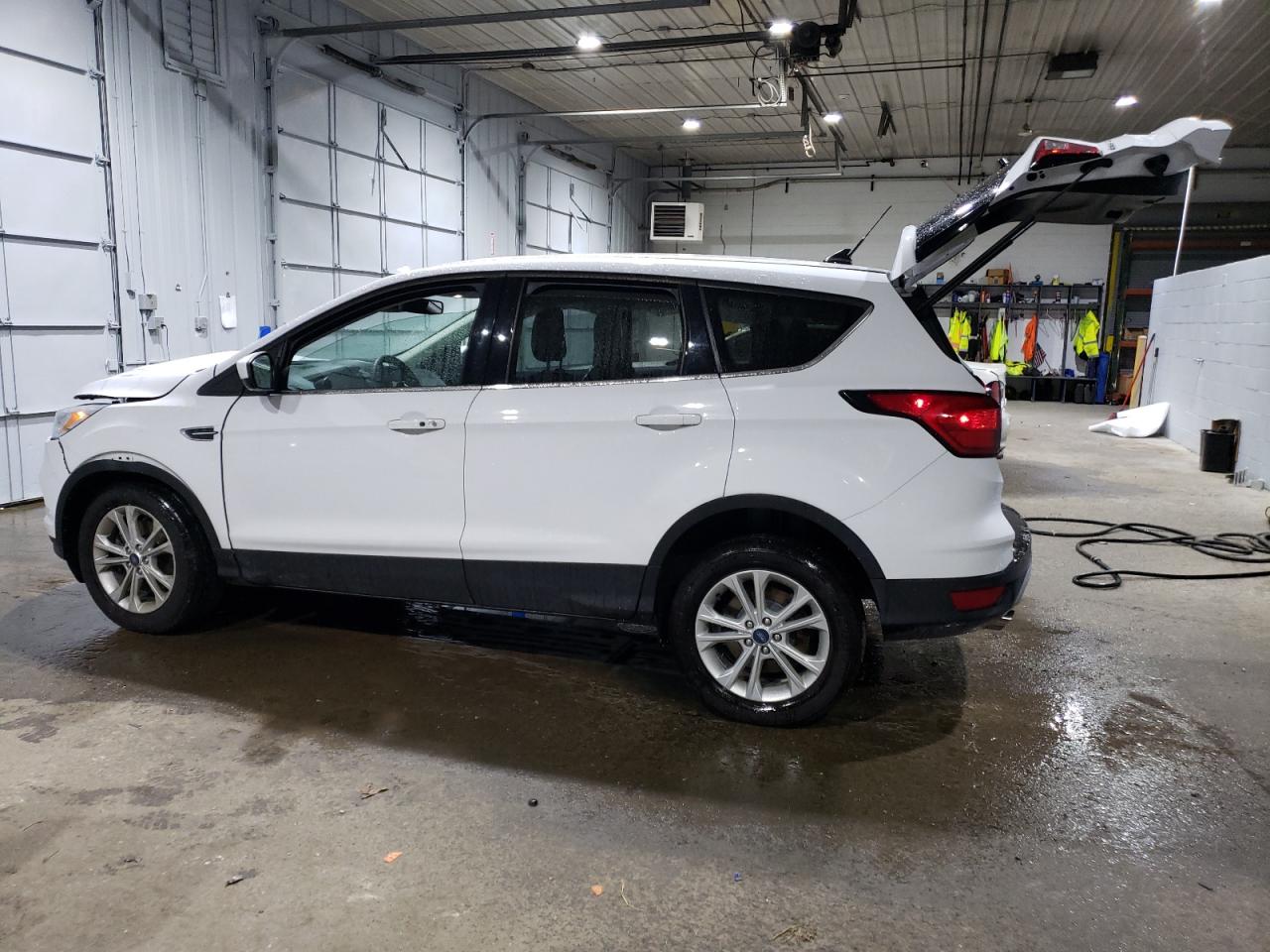 1FMCU9GD1KUA60343 FORD ESCAPE 2019