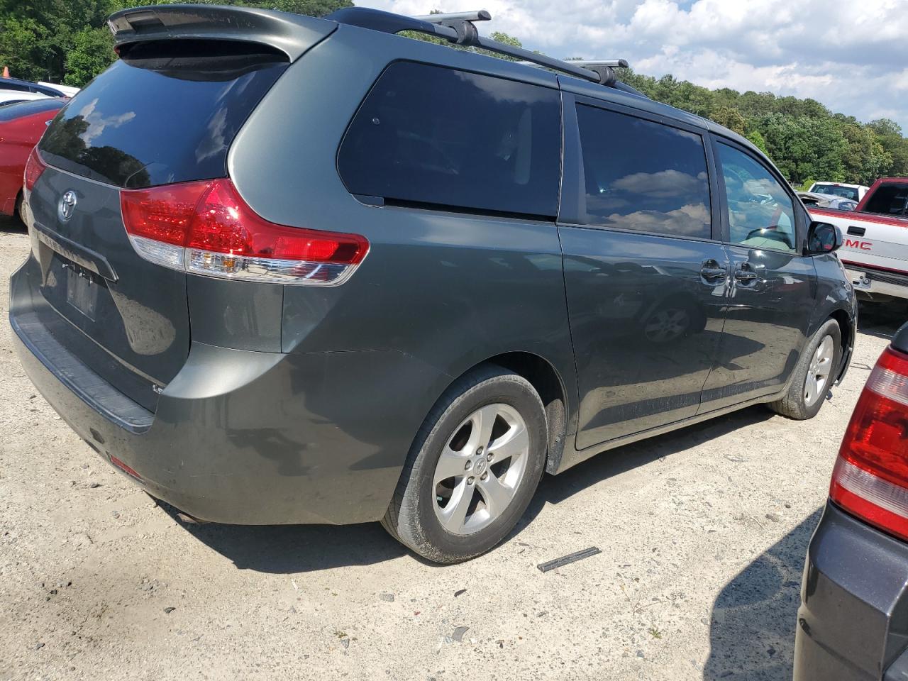 5TDKK3DC4ES517699 2014 Toyota Sienna Le