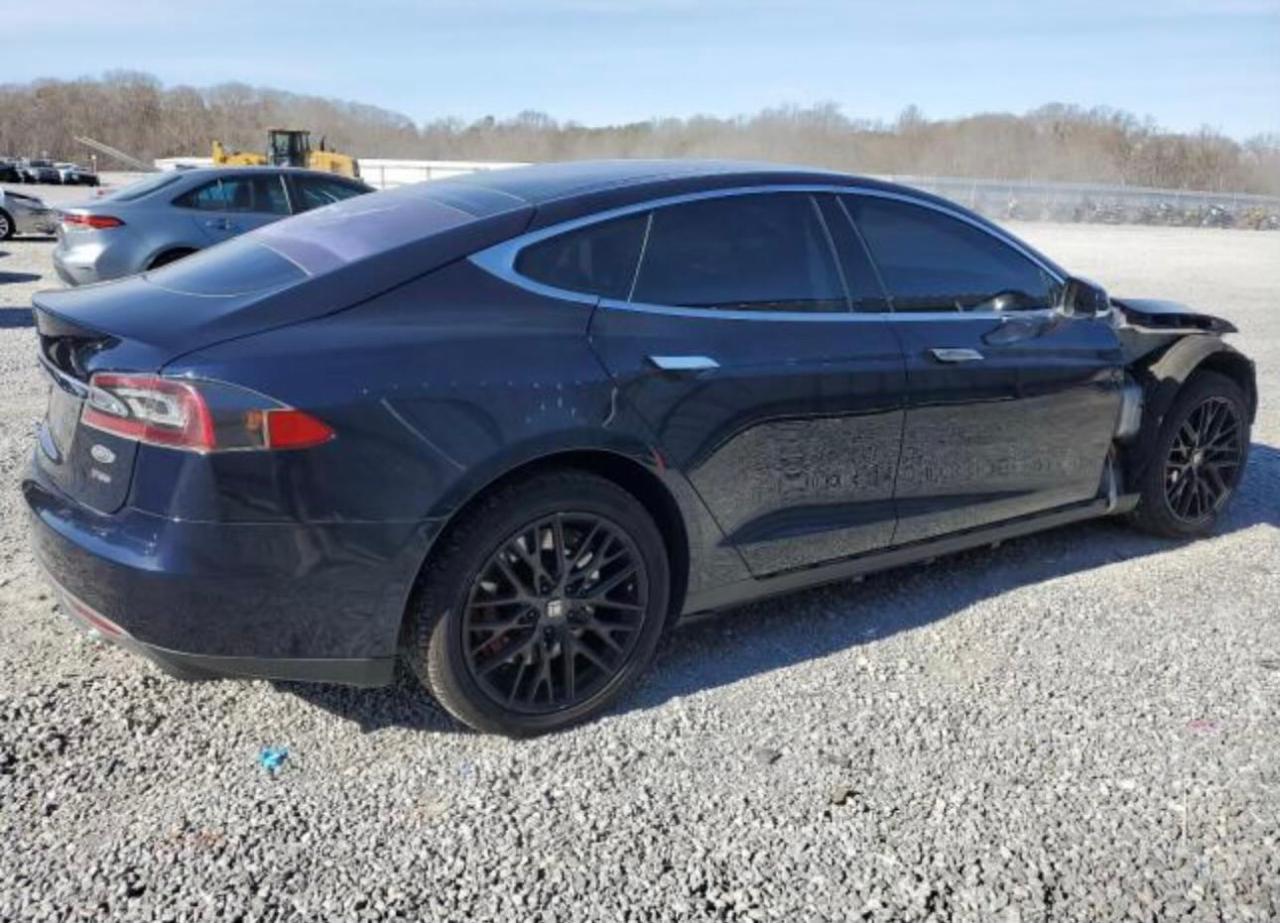 2013 Tesla Model S vin: 5YJSA1CP9DFP26709