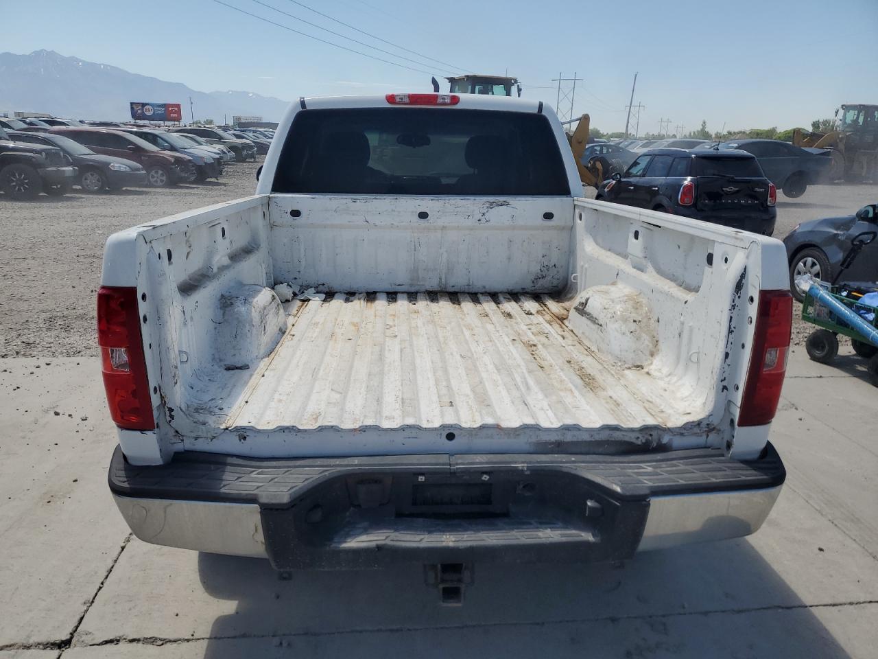 1GCRKREA9CZ289807 2012 Chevrolet Silverado K1500 Ls