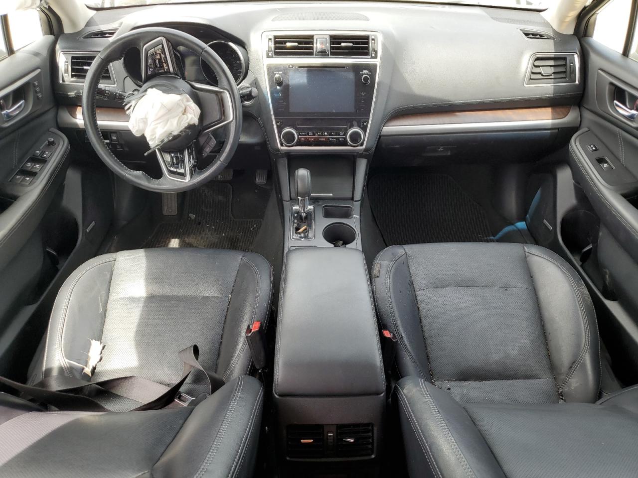 4S4BSANC3J3200992 2018 Subaru Outback 2.5I Limited