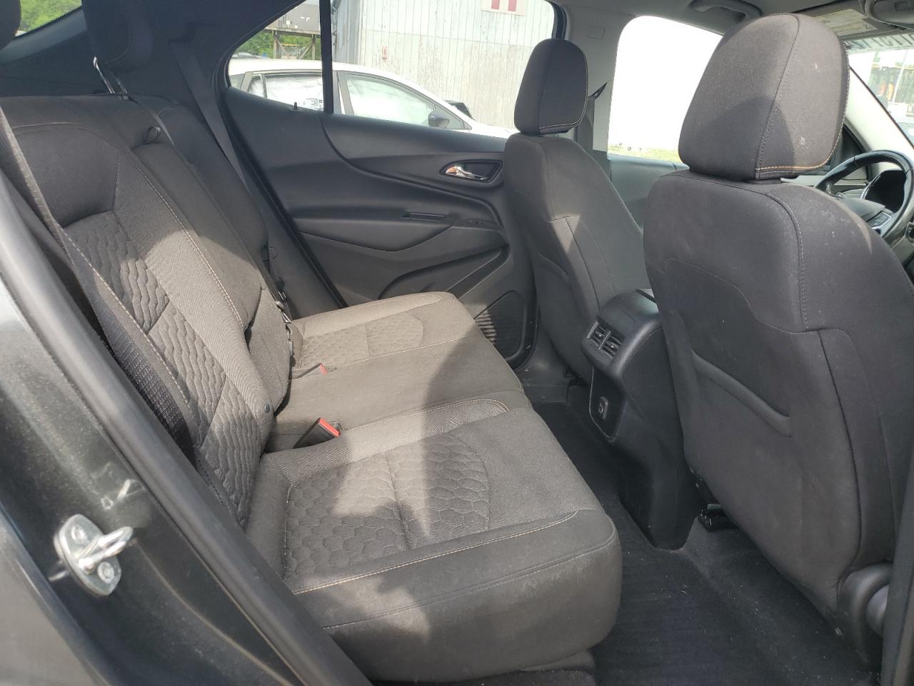 2GNAXKEV7K6207261 2019 Chevrolet Equinox Lt