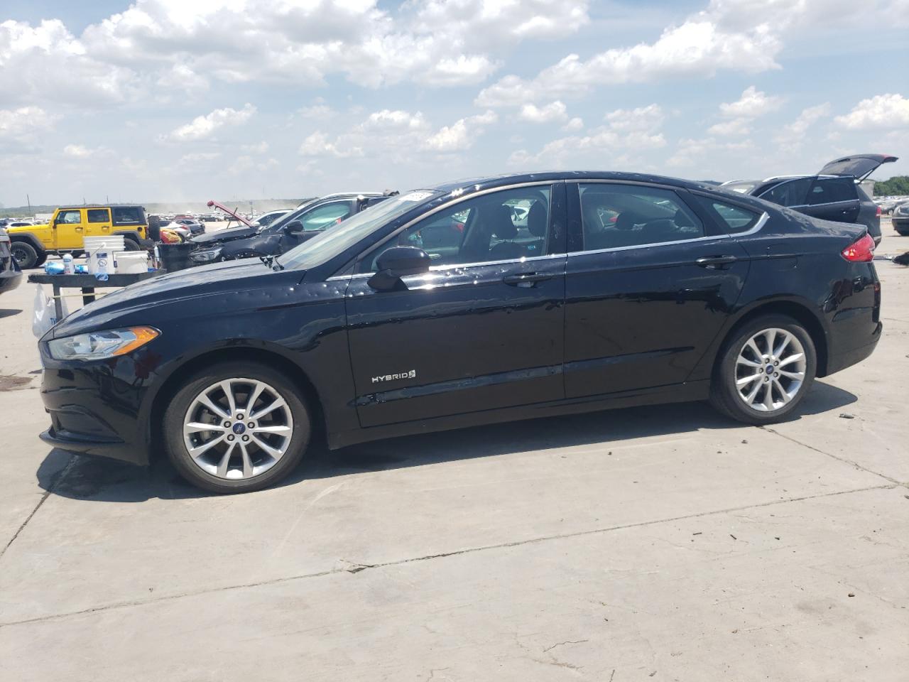 3FA6P0LU5HR285736 FORD FUSION 2017