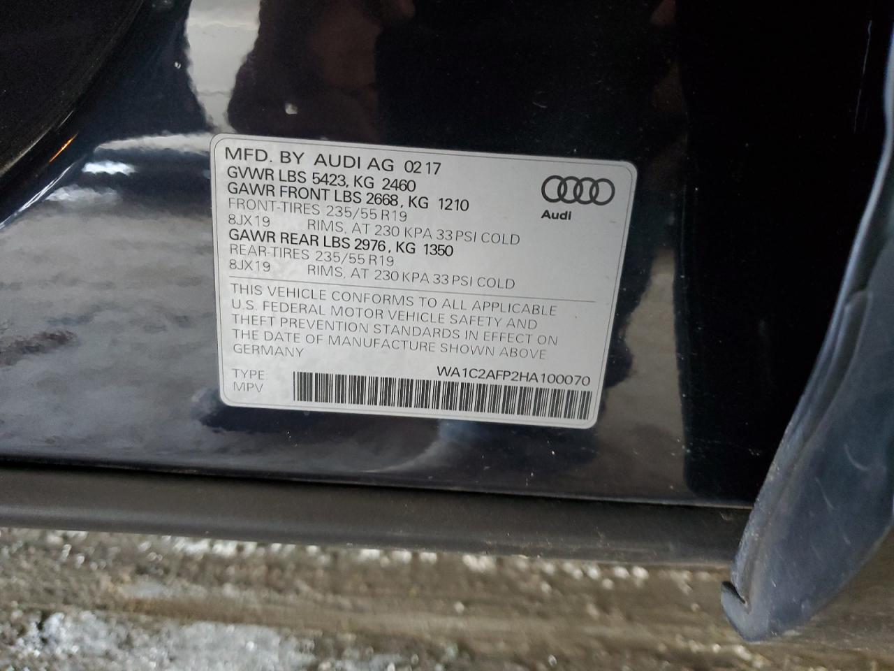 WA1C2AFP2HA100070 2017 Audi Q5 Premium