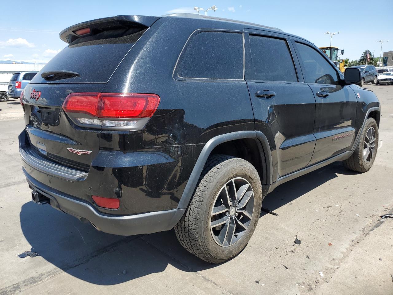 2018 Jeep Grand Cherokee Trailhawk vin: 1C4RJFLG8JC192610