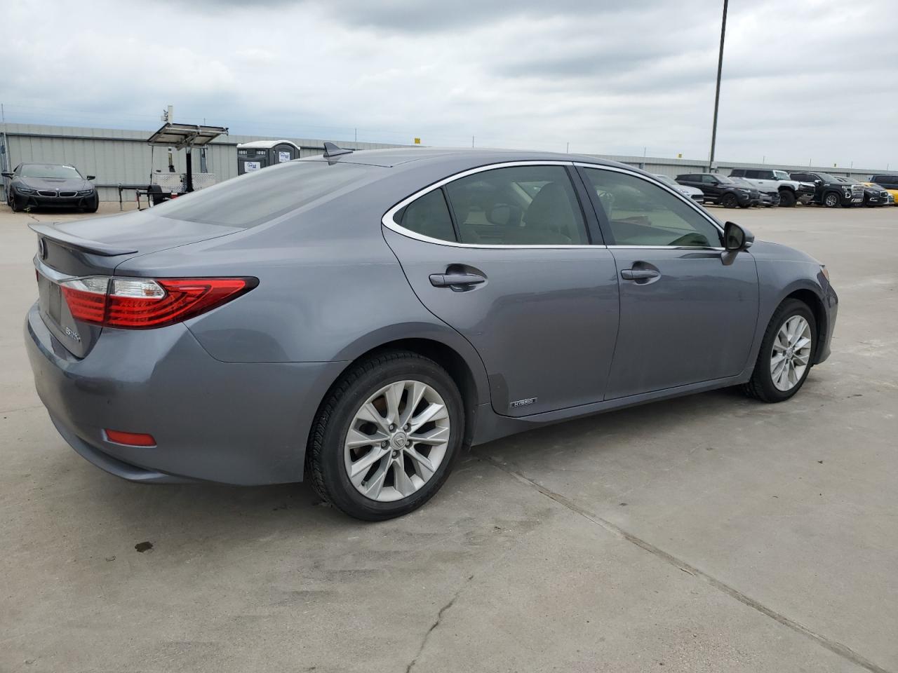 JTHBW1GG4D2033625 2013 Lexus Es 300H