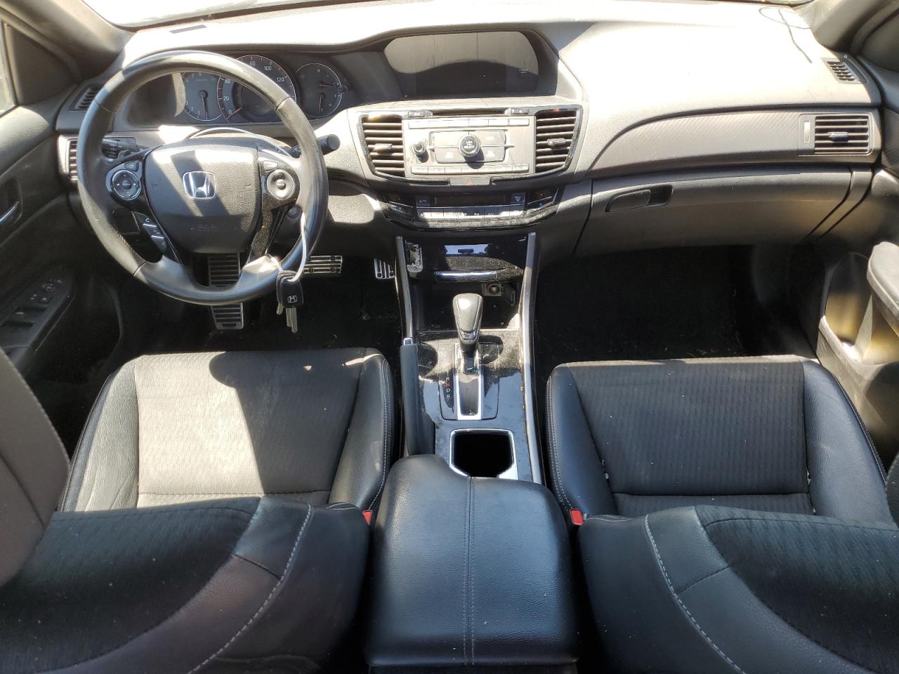 1HGCR2F59GA151569 HONDA ACCORD 2016