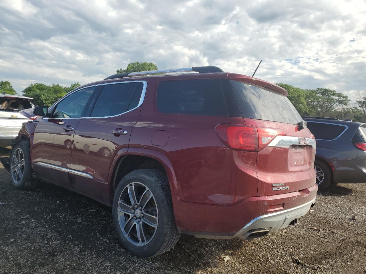 2018 GMC Acadia Denali vin: 1GKKNPLS4JZ172713