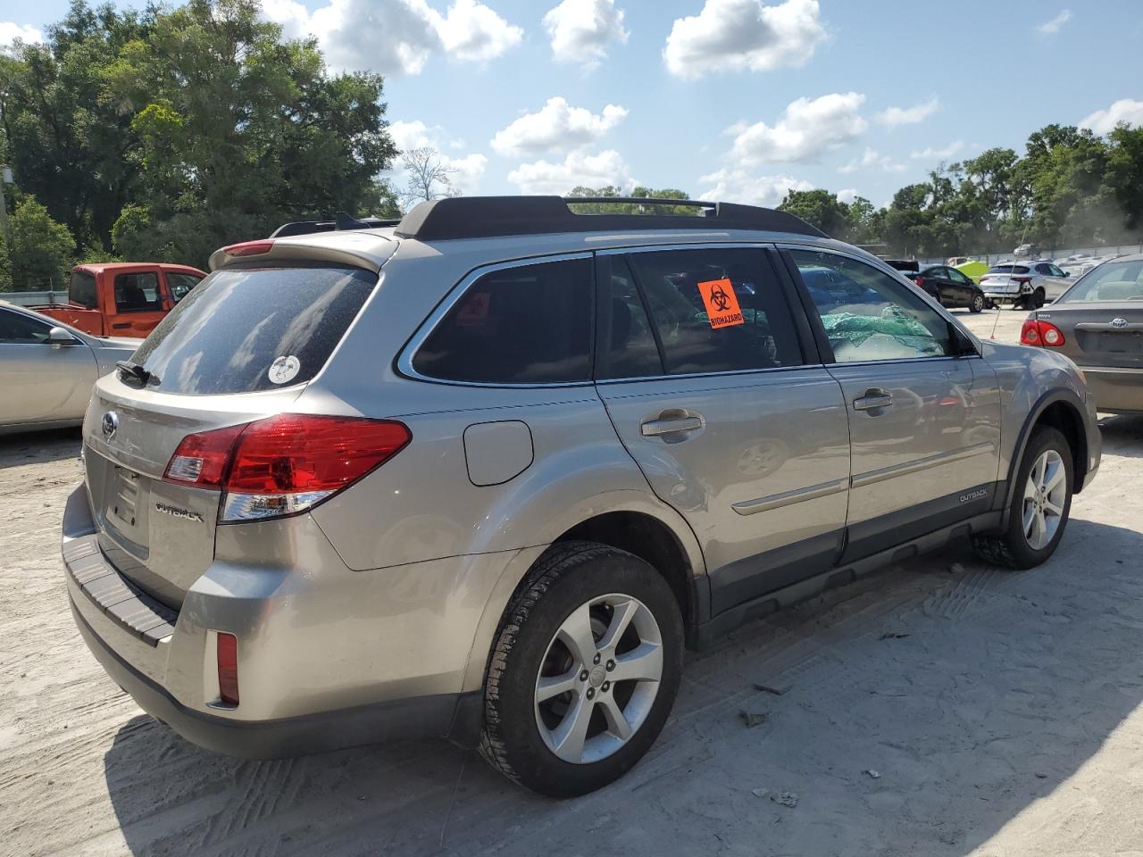 4S4BRCDC8E3217530 2014 Subaru Outback 2.5I Premium