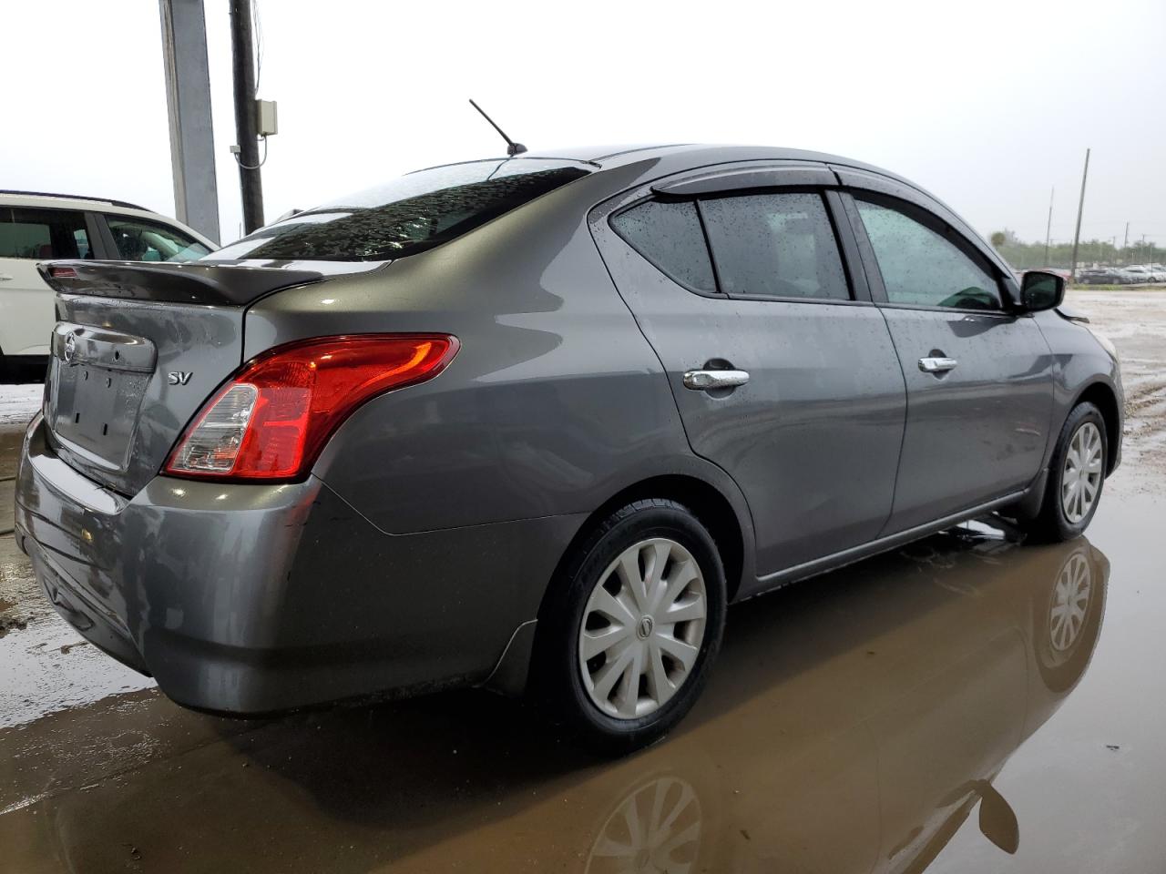 3N1CN7AP4KL810341 2019 Nissan Versa S