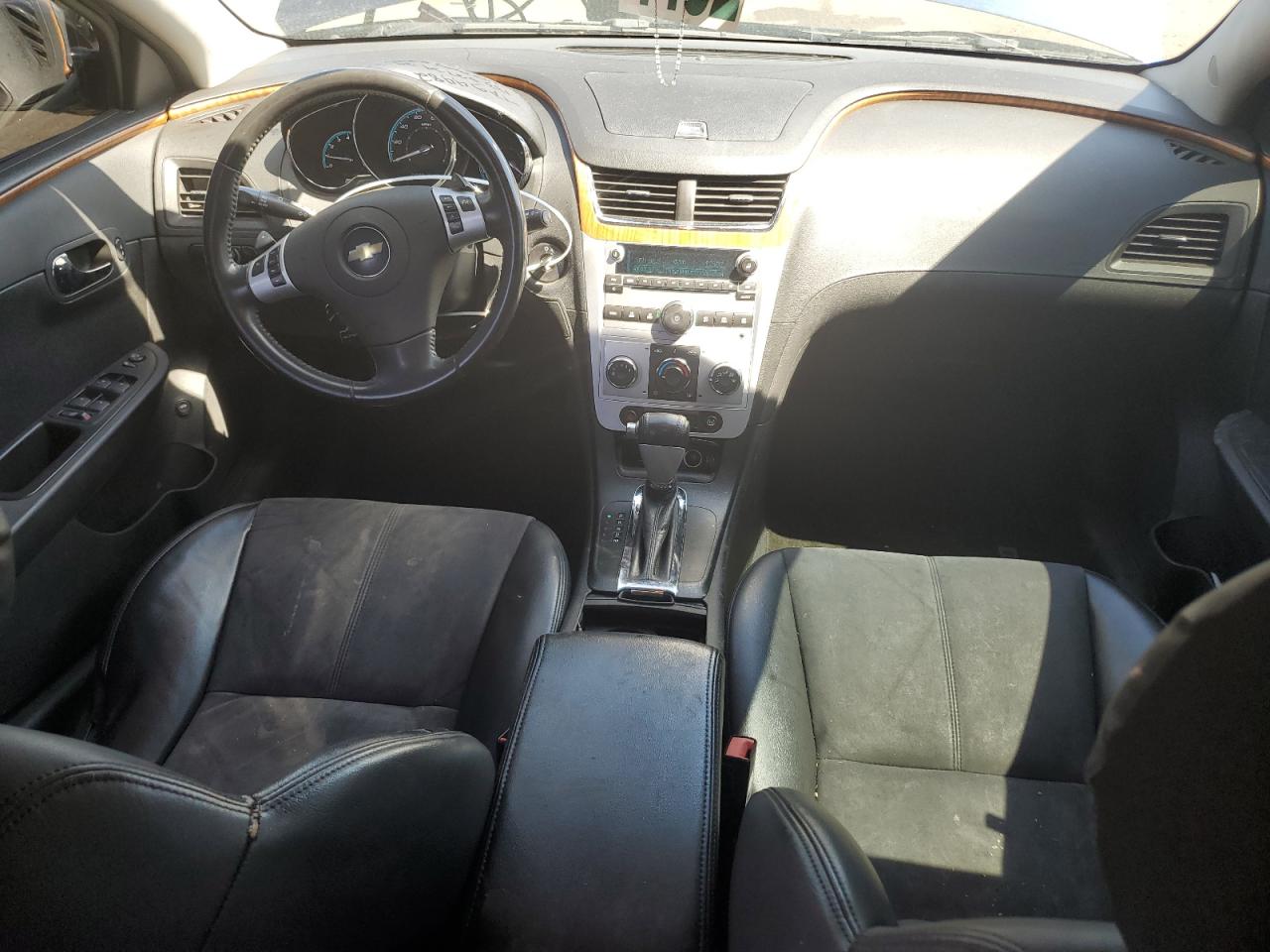 1G1ZD5EB2AF130968 2010 Chevrolet Malibu 2Lt