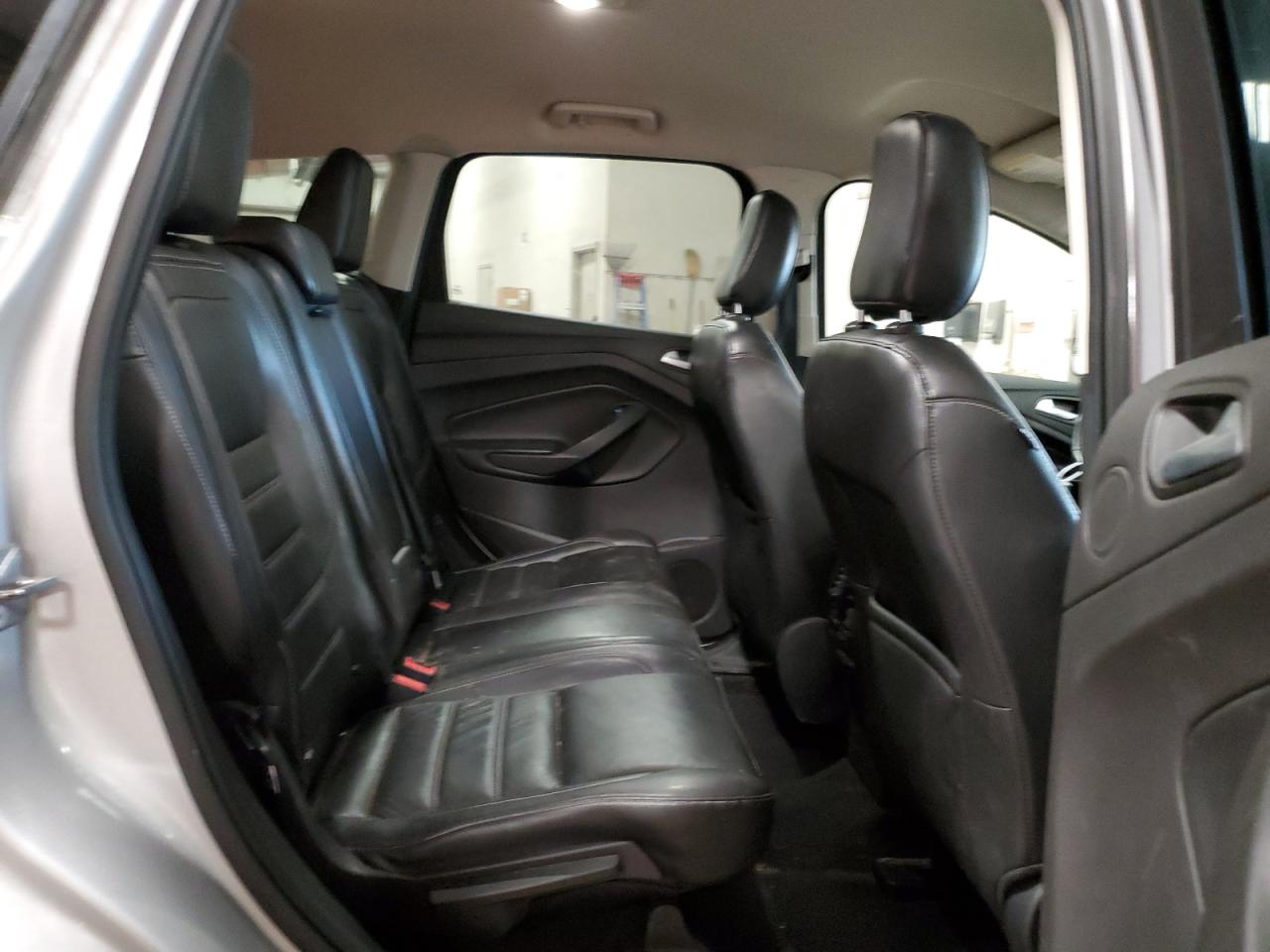 1FMCU9J92KUA62218 FORD ESCAPE 2019