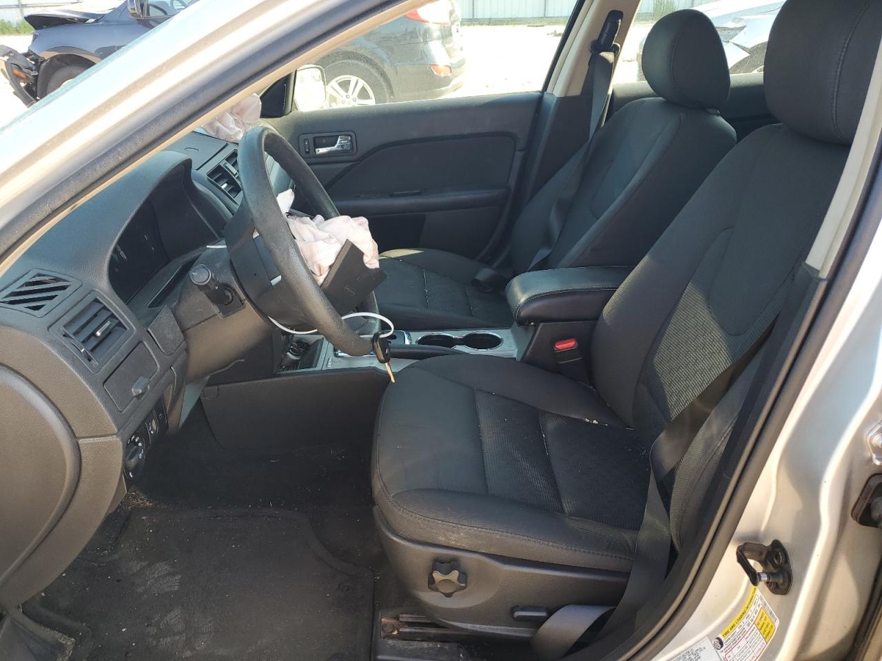 3FAHP0HA2CR261927 2012 Ford Fusion Se