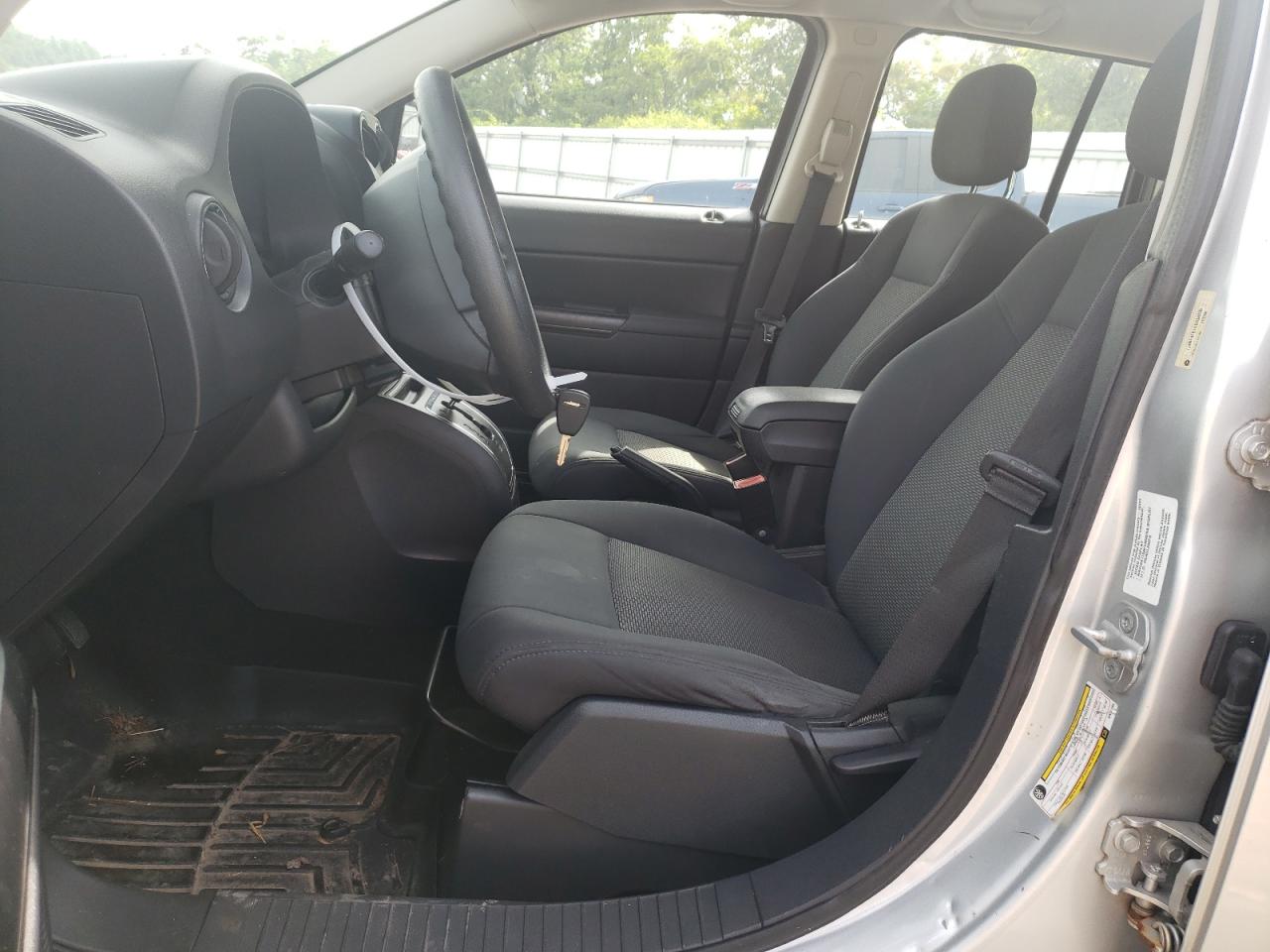 1J4NF4FB1AD634295 2010 Jeep Compass Sport